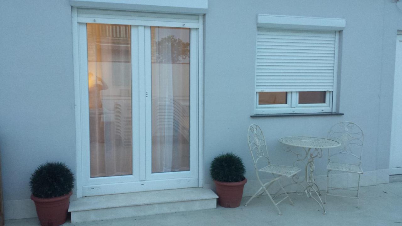 Zaton Apartmani M. Ilesh Экстерьер фото